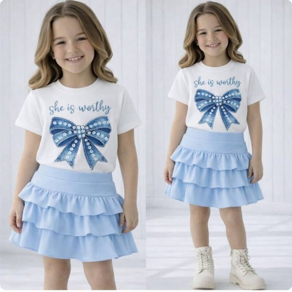 She is worthy set met broekje vast in de rok