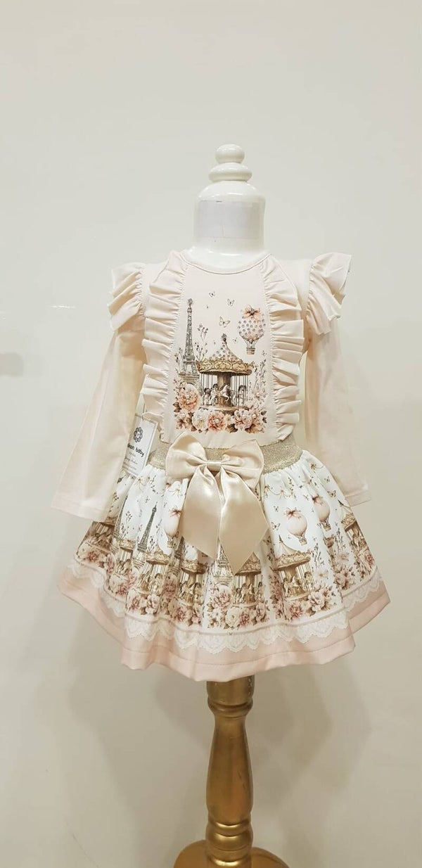 Luxery set carousel beige