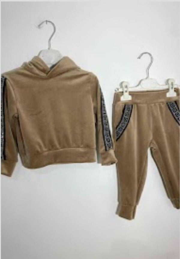 Comfy set bling camel