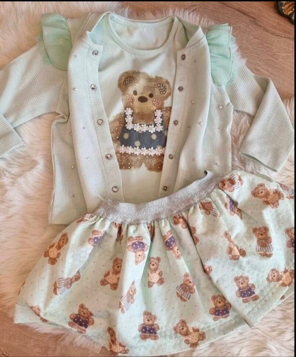 Luxery beer set green