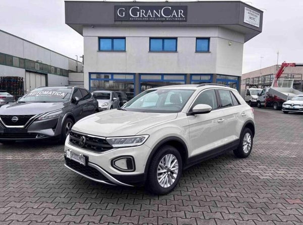 Volkswagen T-Roc 1.0 TSI Life 2023 74.800km