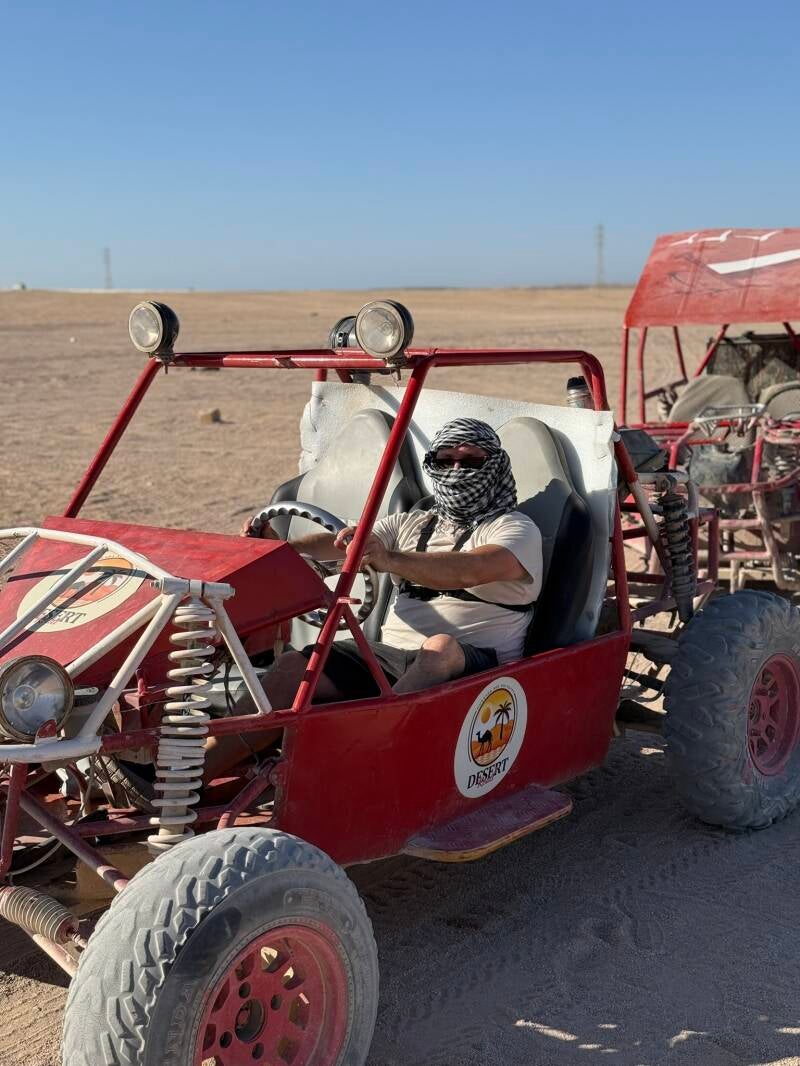 Ich auf einem Buggy in Hurghada Ägypten
