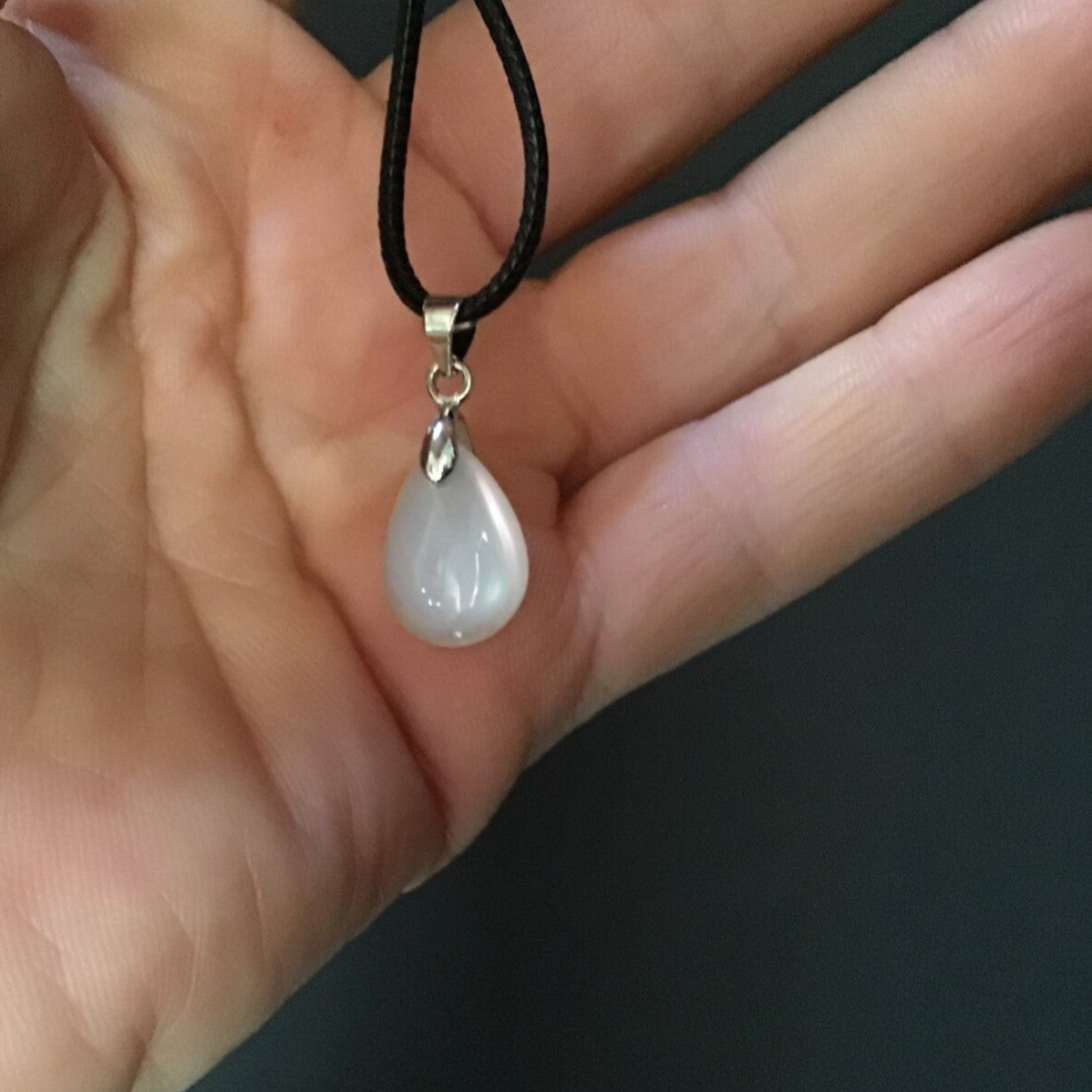 Pendentif pierre de lune goutte