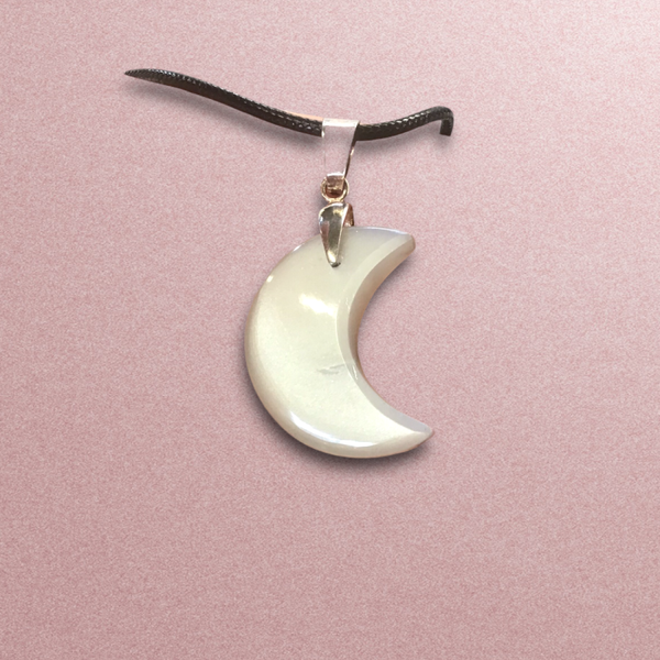 Pendentif pierre de lune croissant