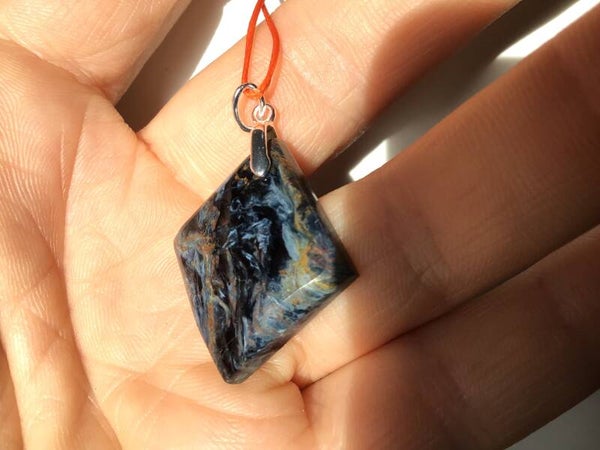 Pendentif pietersite losange