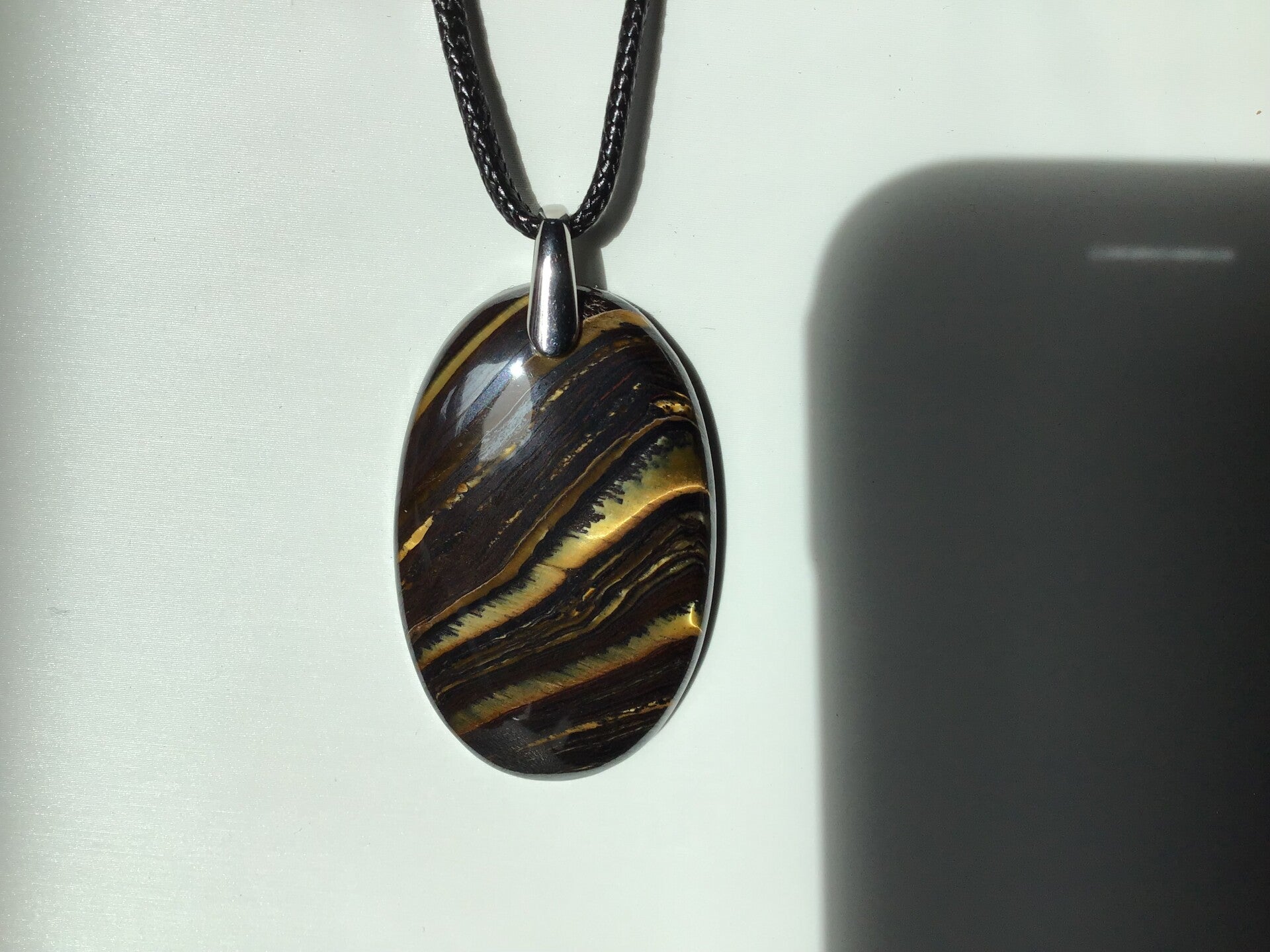 Pendentif oeil de fer oval