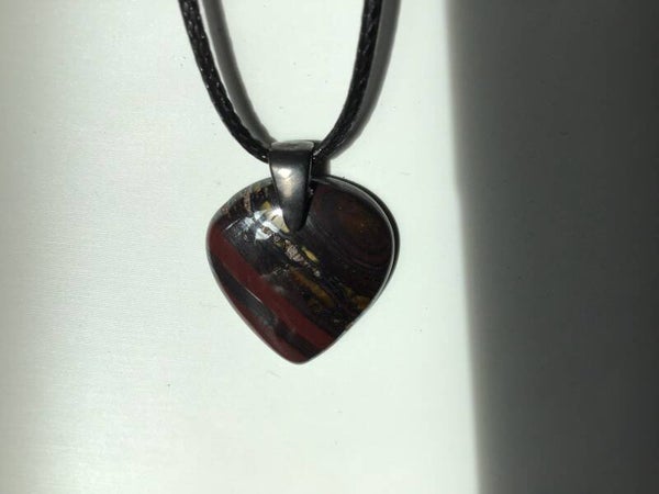 Pendentif oeil de fer coeur