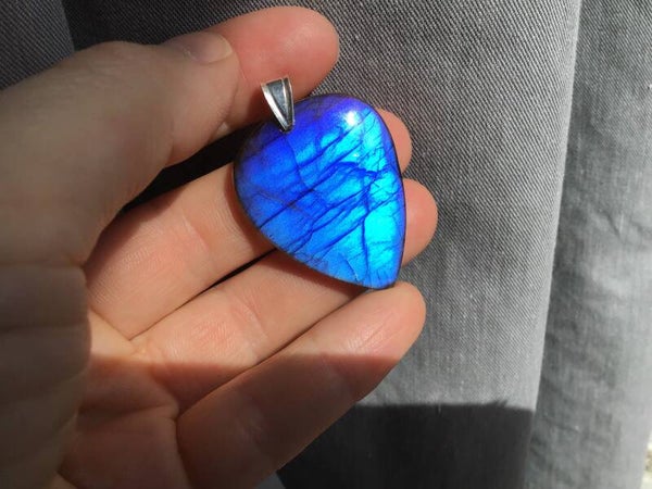 Pendentif labradorite bleu