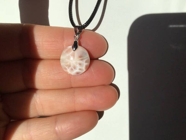 Pendentif natrolite petit rond