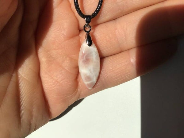 Pendentif natrolite marquise