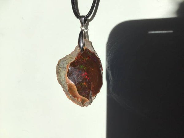 Pendentif opale chocolat