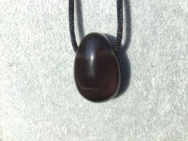 Pendentif obsidienne larme d’ apache