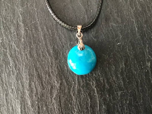 Petit pendentif en turquoise perse