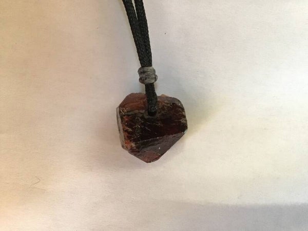 Pendentif zircon brut