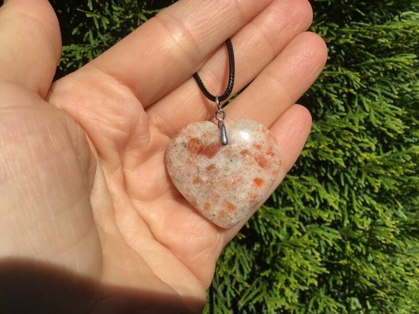 Pendentif pierre de soleil coeur