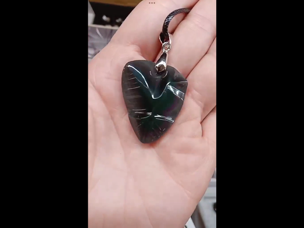 Pendentif colombe oeil celeste