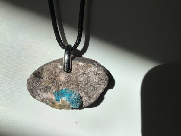 Pendentif cavansite naturelle