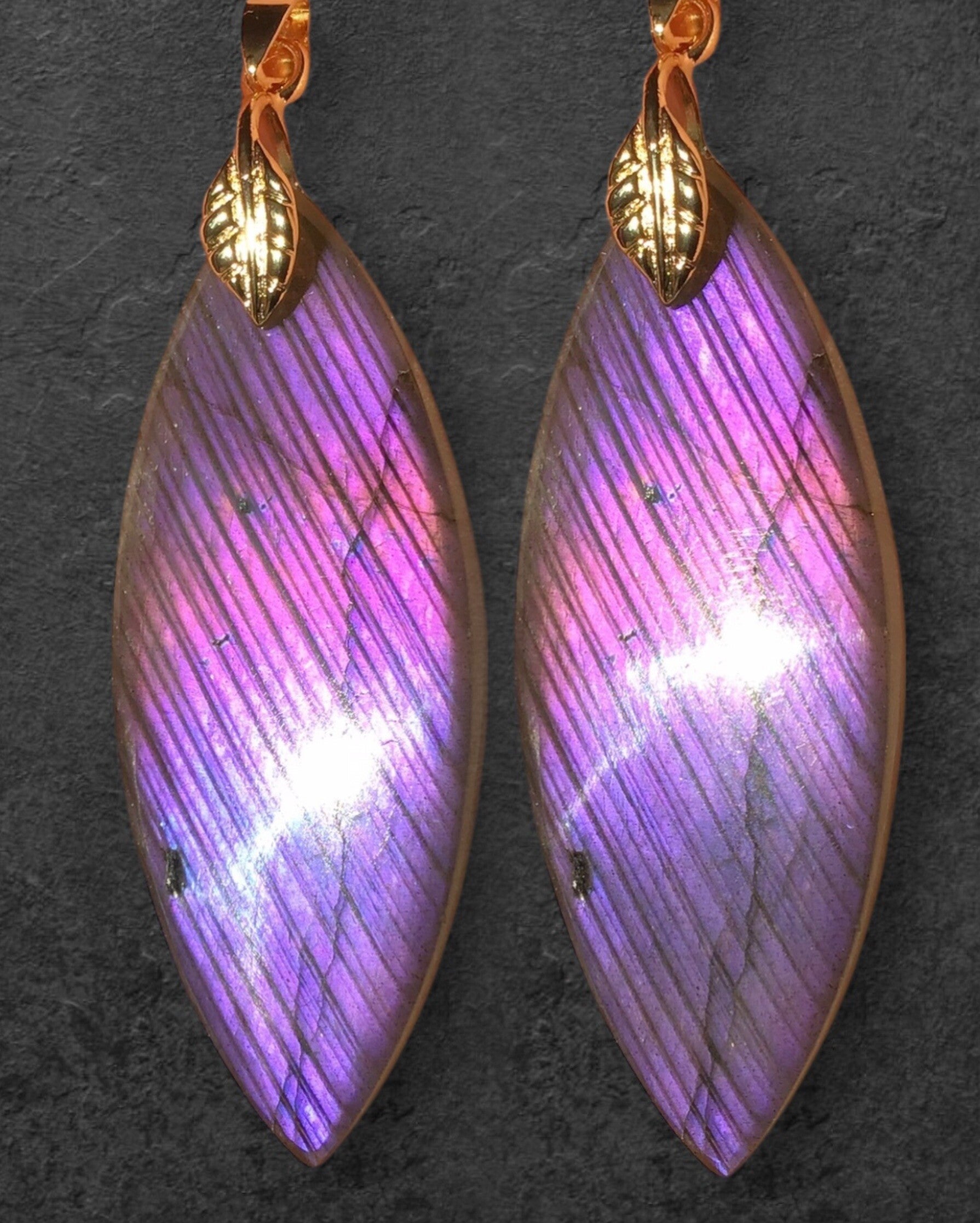 Pendentif labradorite violette grande marquise