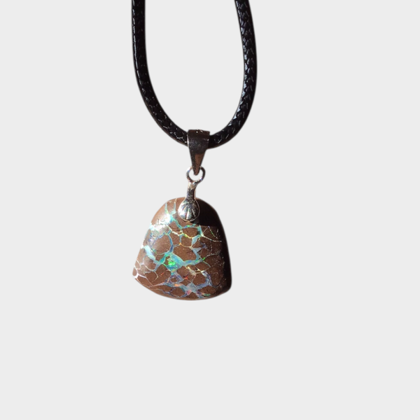 Pendentif opale Boulder