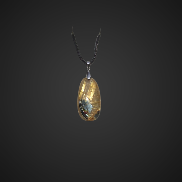 Pendentif quartz hematite avec etoile de rutile
