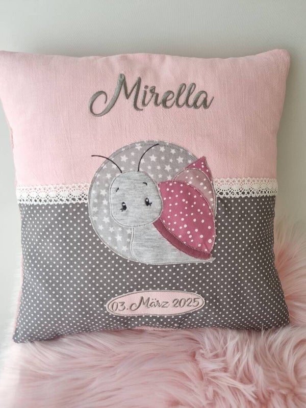 Personalisiertes Kinderkissen mit Schnecke – rosa & grau, handgemacht aus Baumwolle & Fleece