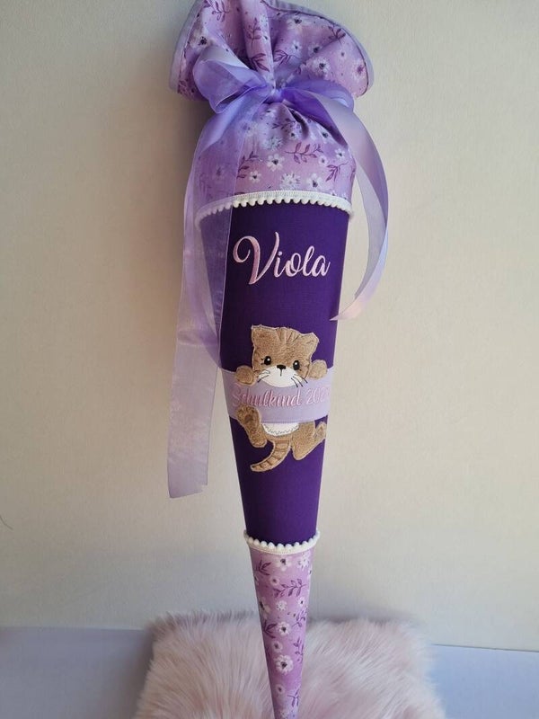 Personalisierte Schultüte „Katze Lila“ – handgemacht mit Liebe