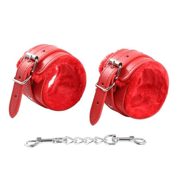LATETOBED BDSM LINE Menottes ajustables en fourrure premium