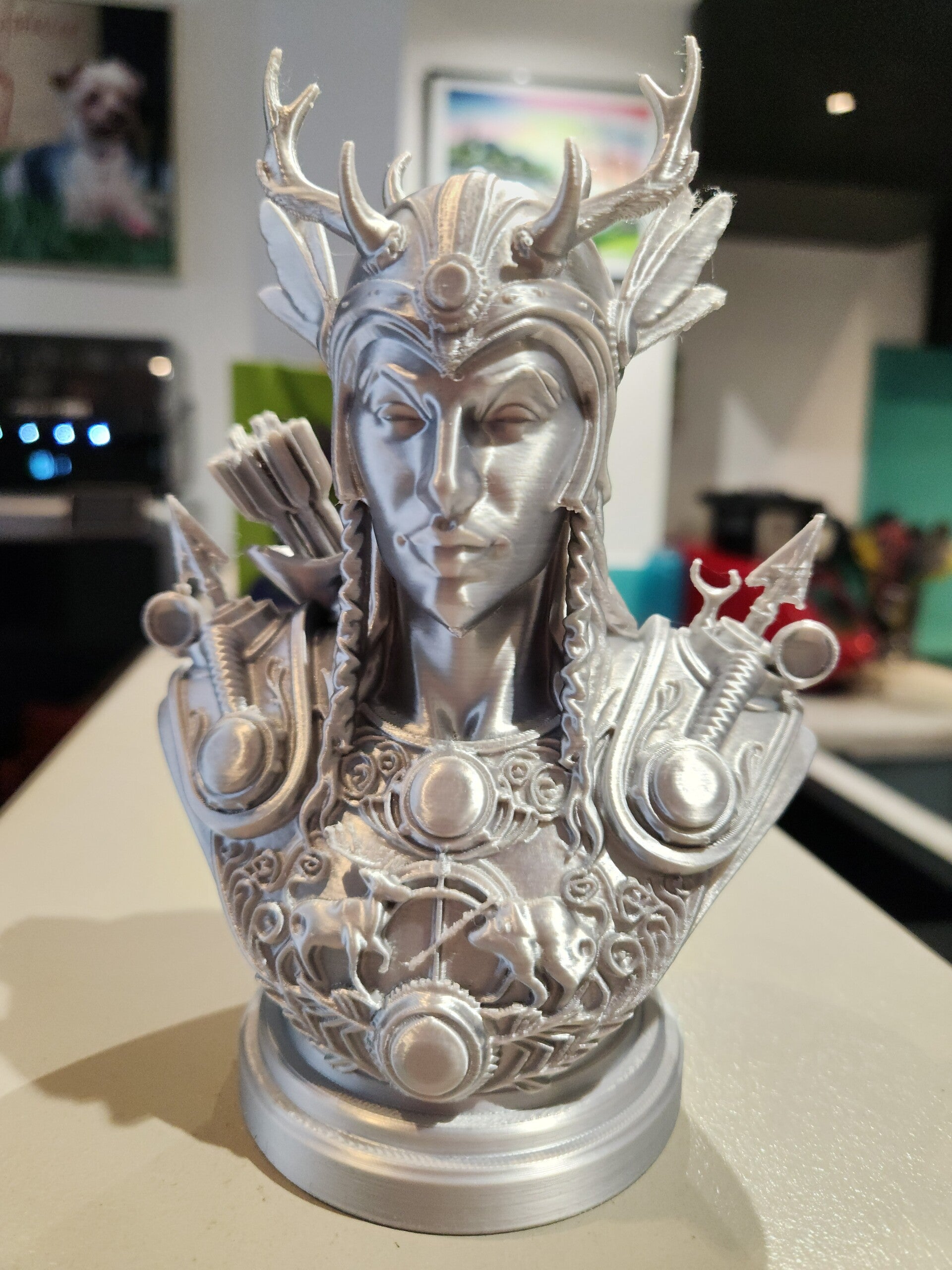 Buste Artémis 2.0 Futuriste 16,5cm – Sculpture Mythologie Moderne