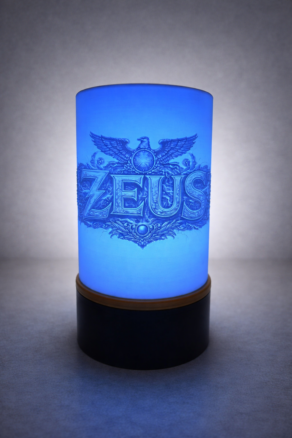 Lampe LED Zeus – Veilleuse Mythologie Grecque Multicolore avec Télécommande