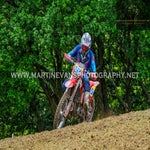 gbi_3725-standard-fb7g7j.jpg