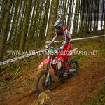 gbi_7952-standard-r5cjrw.jpg