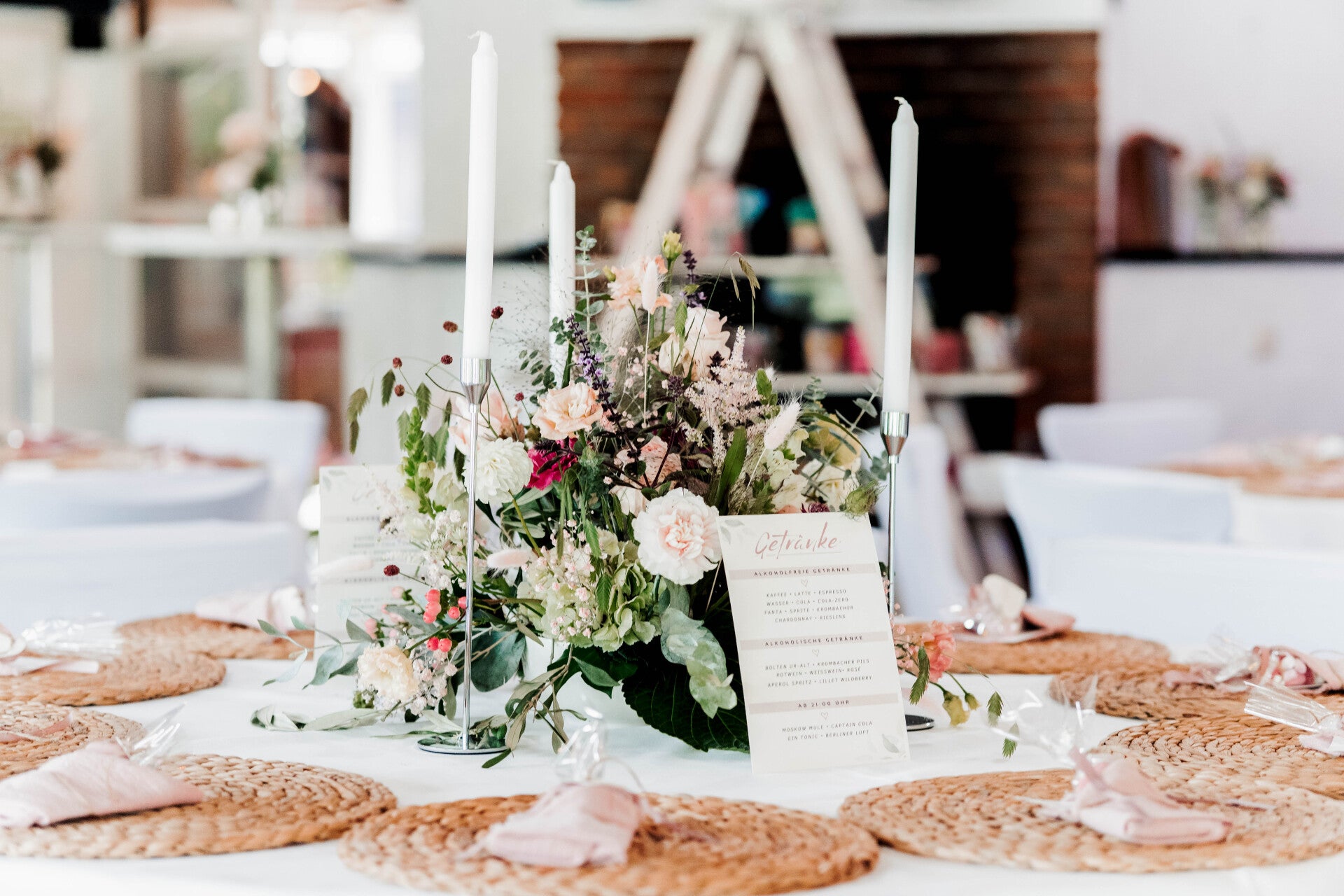 Hochzeit, dekorierter Tisch 