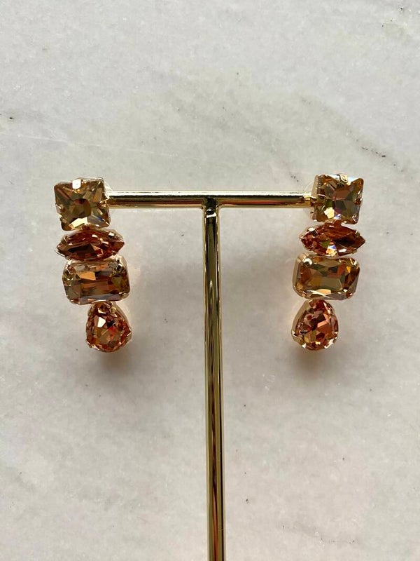 Pink stone oorbellen