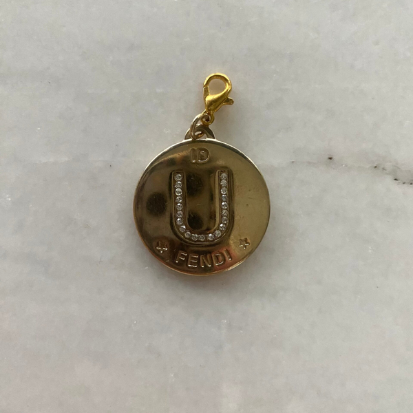 Fendi bedel U