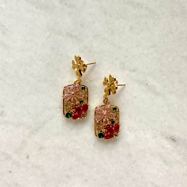 Shiny flower earrings