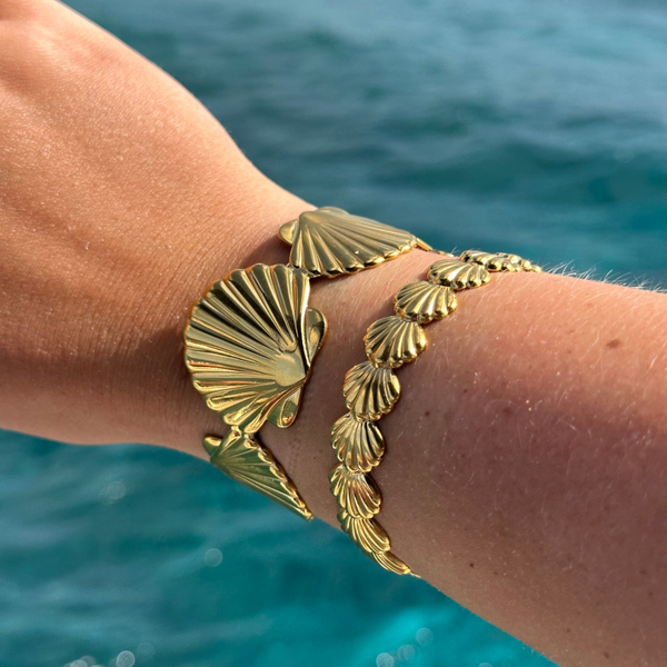 Ocean shell bangle