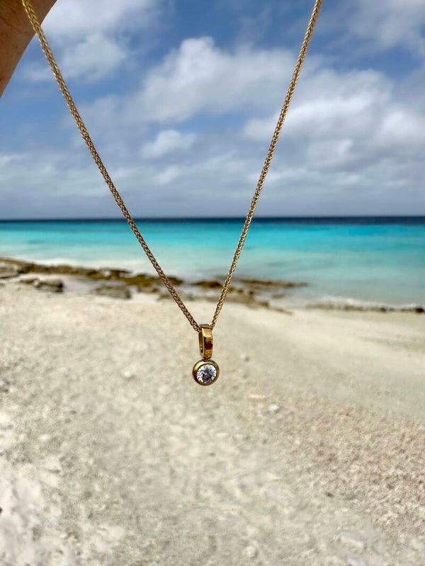 Shine necklace