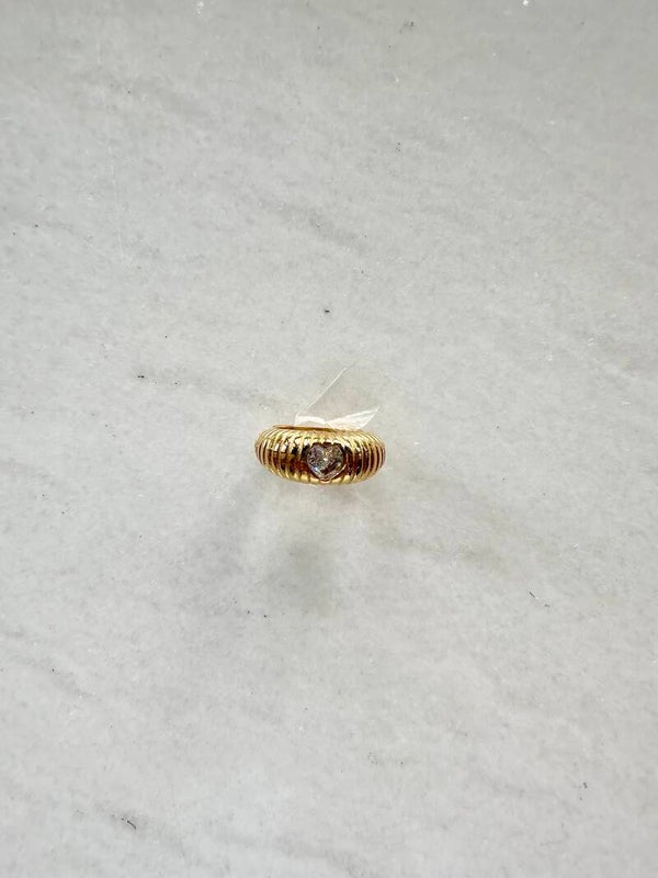 Lovely heart ring