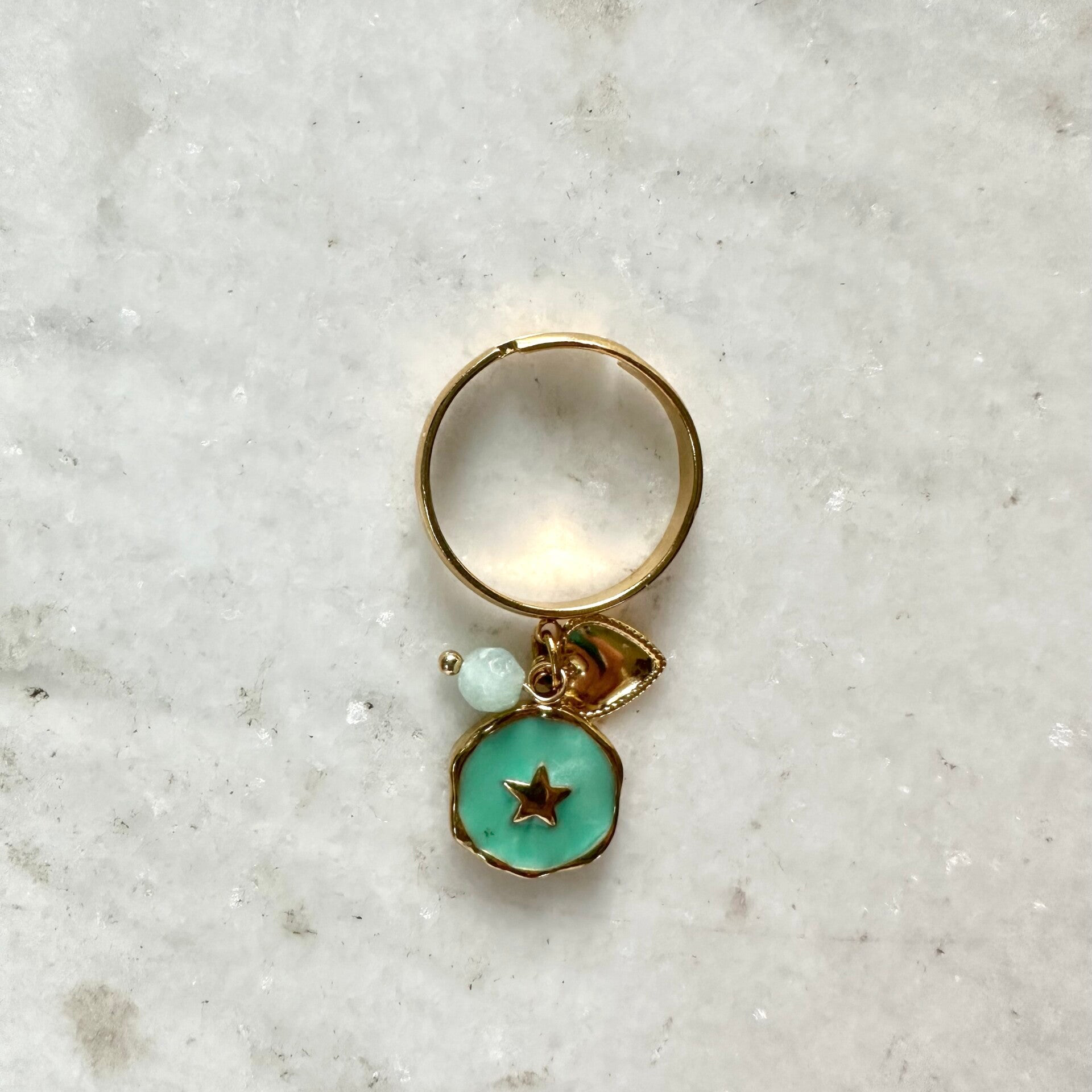 Charming ring Bobbie