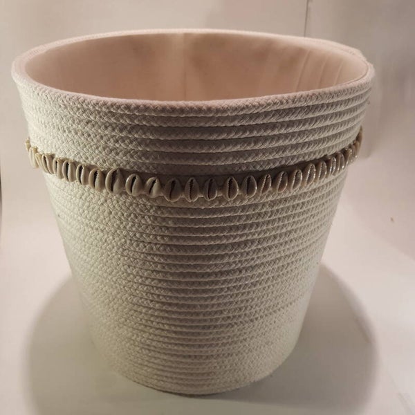 Mand rond ecru met schelpenrand