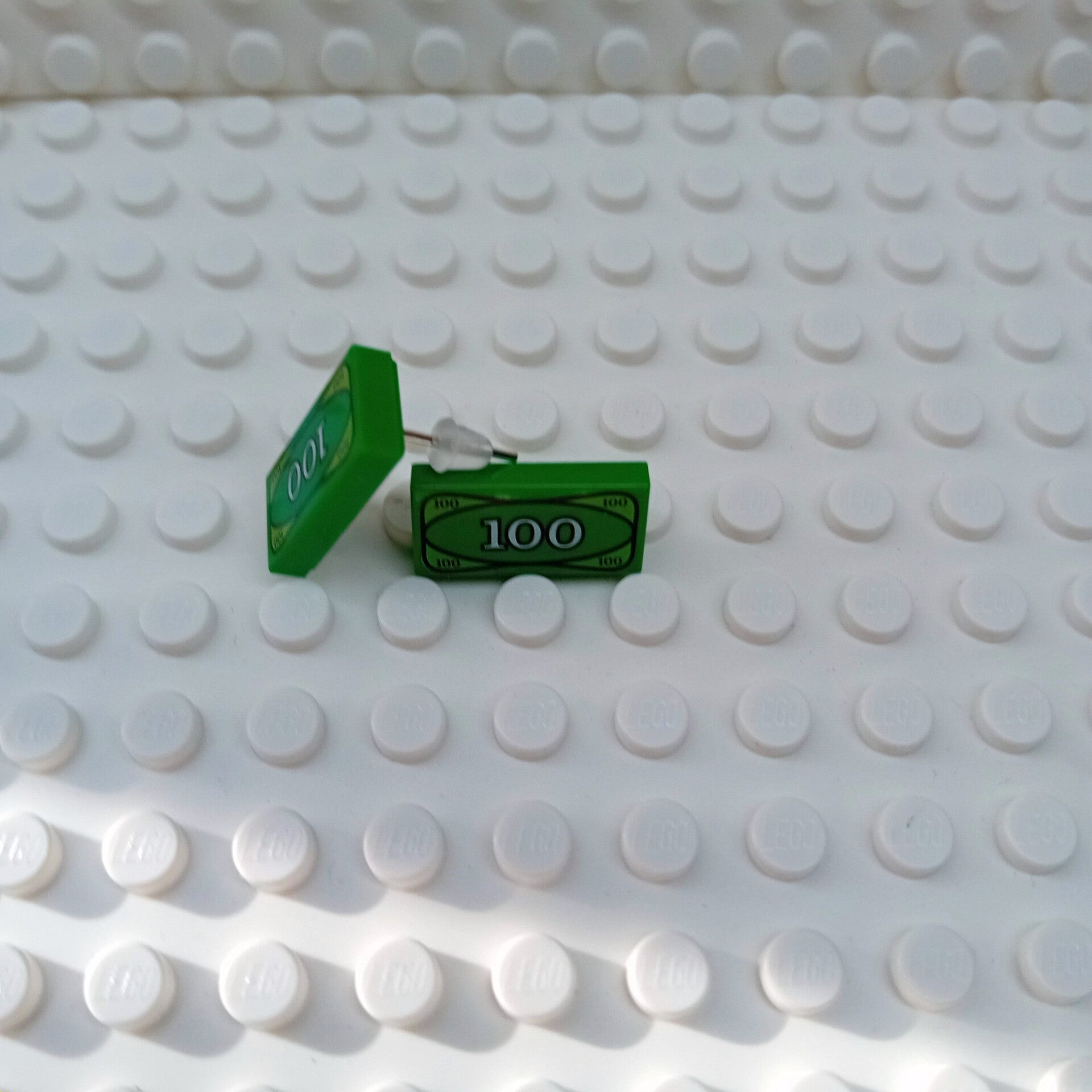 100 dollar lego peace