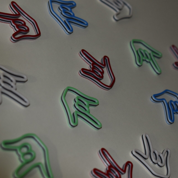 Tischdeko Hand "ILY"