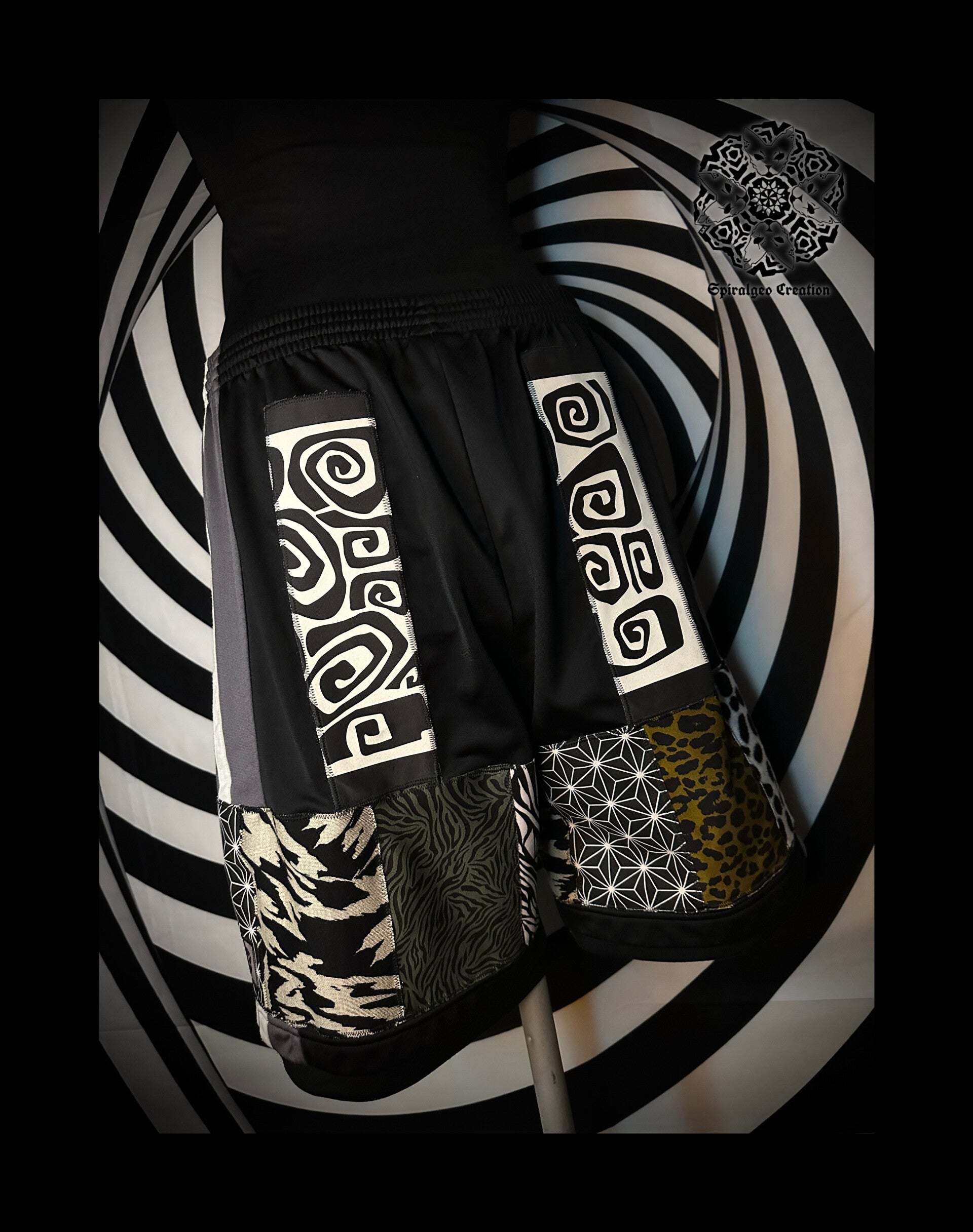 SPiRALZ Shorts