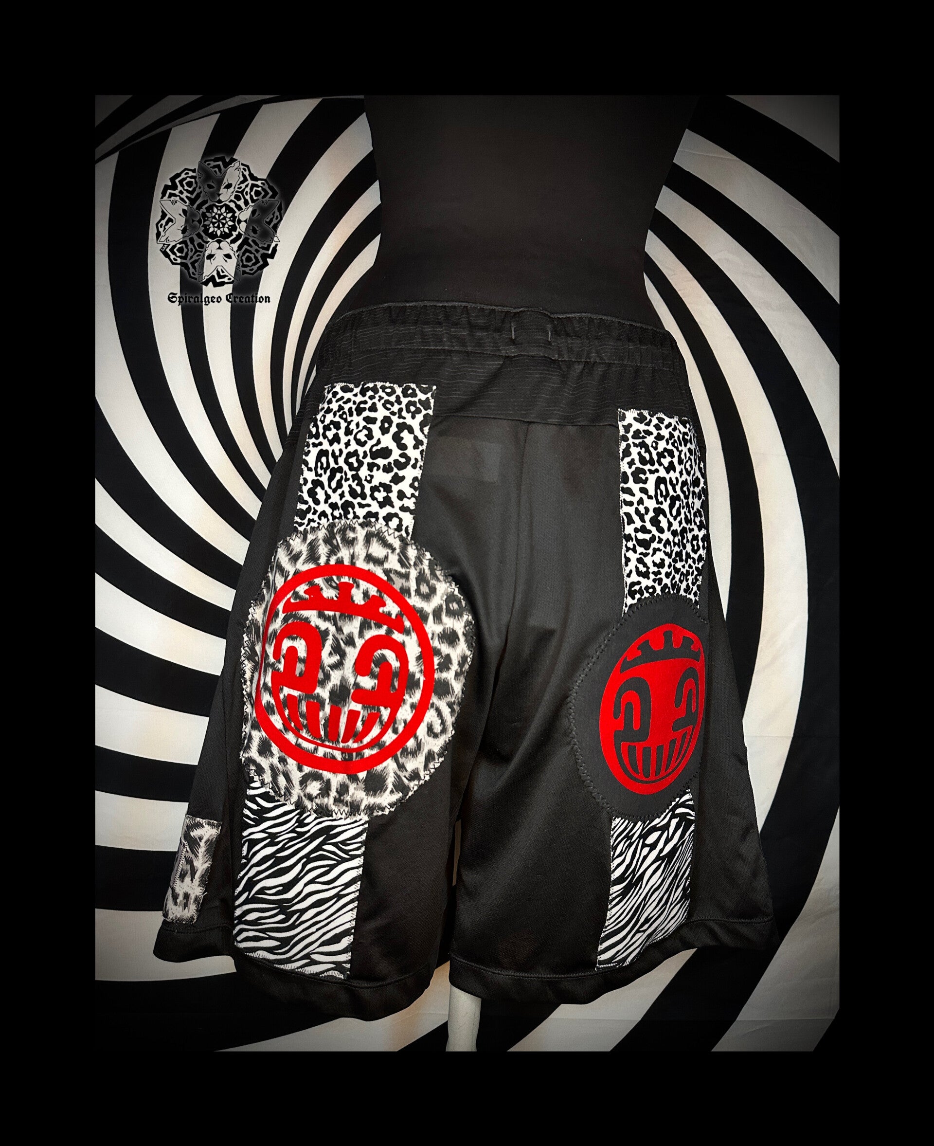 TRíBE || Shorts