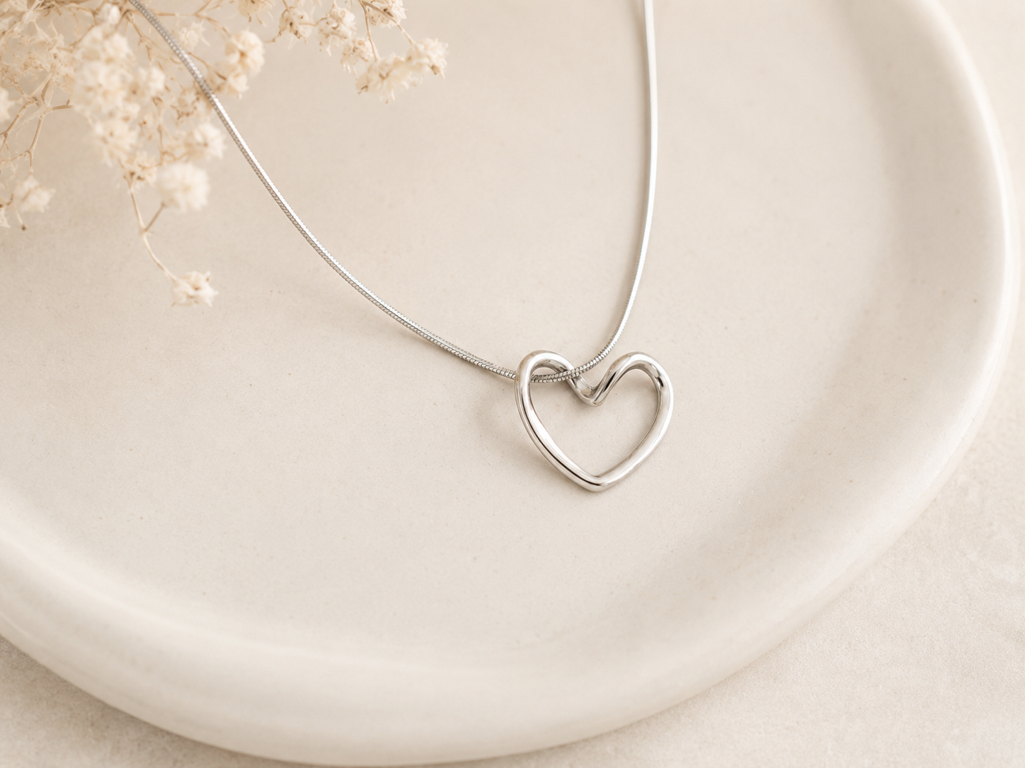 Minimal Open Heart Necklace • Everyday Love