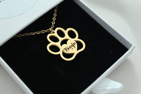 Personalized Paw Print Necklace – Engraved Name Pendant