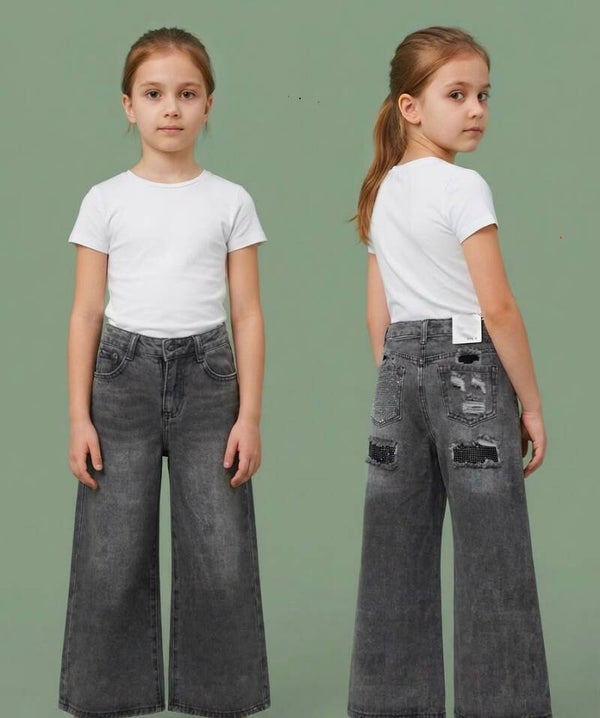 Super gave jeans!