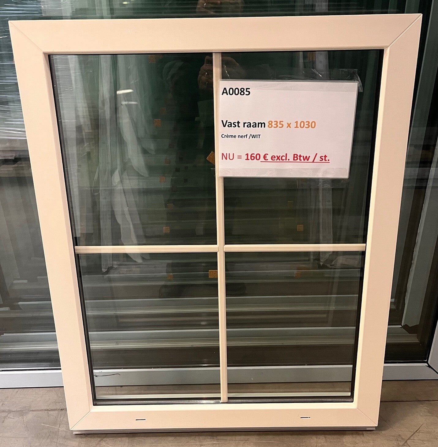 Raam crème, 835x1030 mm, Vast, met kruishouten - A0085