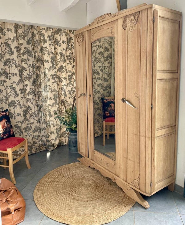 Fantine : Armoire art déco en chêne massif rénovée