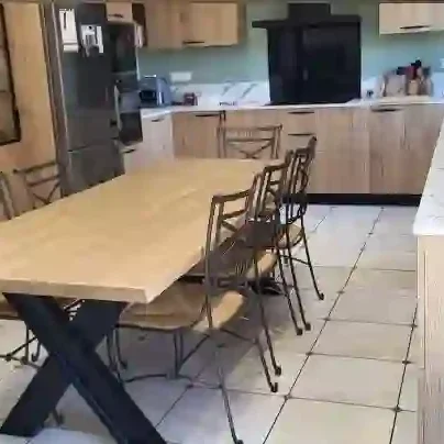 table rénovée